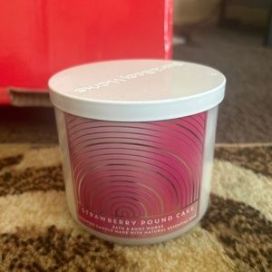 Strawberry Poundcake Candle From bath n bodywork’s.